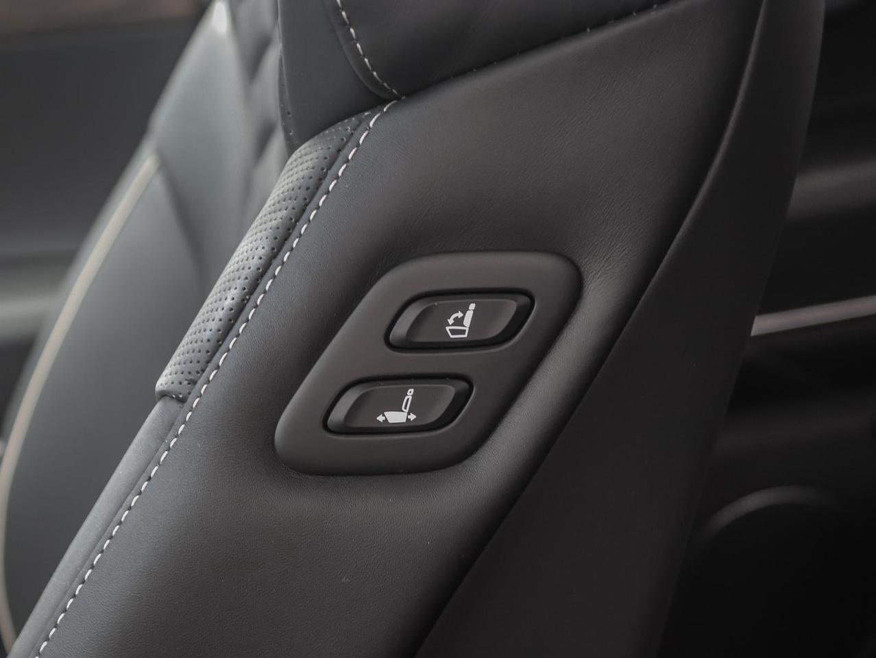 2025 Genesis GV80 3.5T PRE W/TECH PKG  Photo