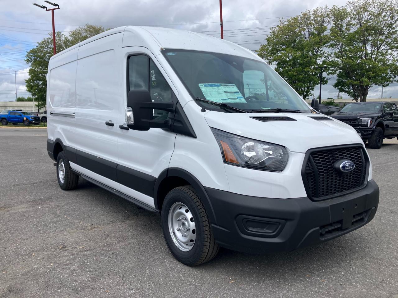 2025 Ford Transit-250 Cargo Base Rear-Wheel Drive Medium Roof Van 148 in. WB Photo