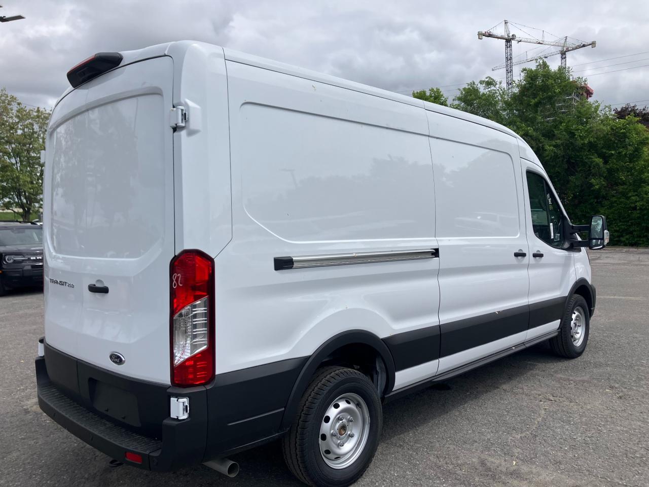 2025 Ford Transit-250 Cargo Base Rear-Wheel Drive Medium Roof Van 148 in. WB Photo