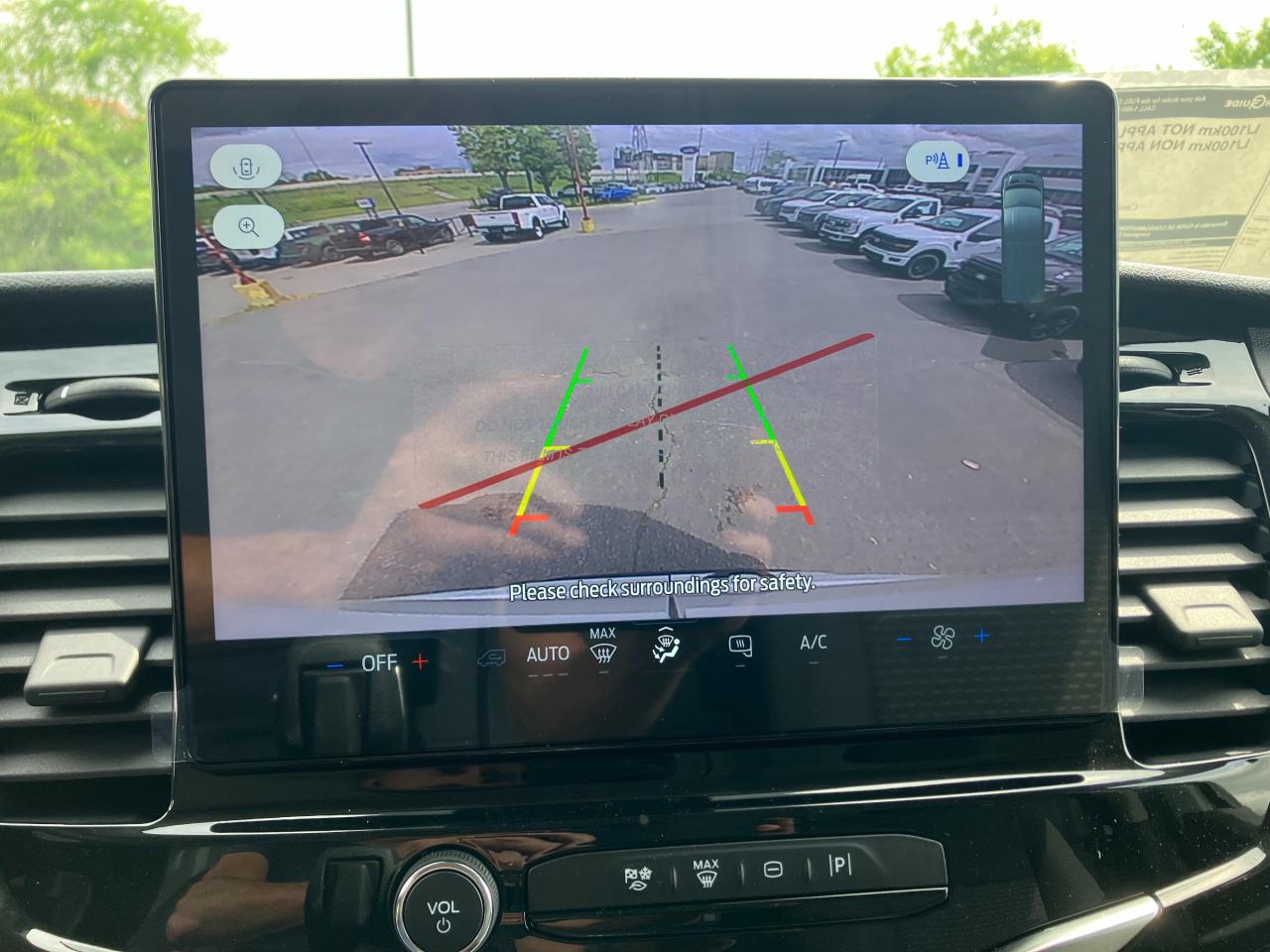 2025 Ford Transit-250 Cargo Base Rear-Wheel Drive Medium Roof Van 148 in. WB Photo