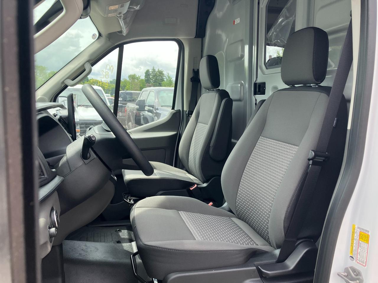 2025 Ford Transit-250 Cargo Base Rear-Wheel Drive Medium Roof Van 148 in. WB Photo