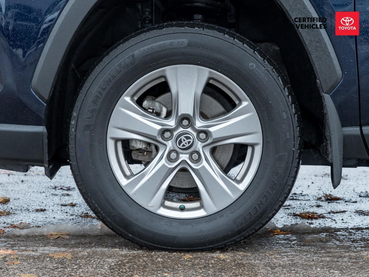 2024 Toyota RAV4 Hybrid XLE 4dr All-Wheel Drive Photo