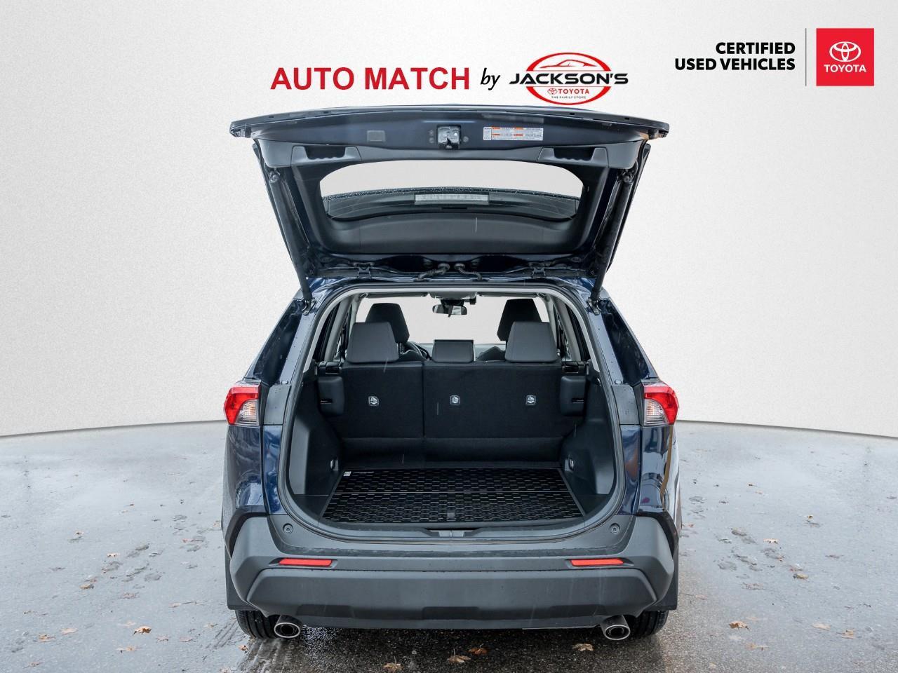 2024 Toyota RAV4 Hybrid XLE 4dr All-Wheel Drive Photo