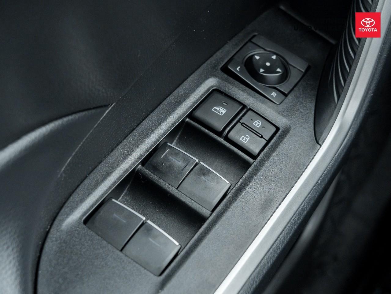 2024 Toyota RAV4 Hybrid XLE 4dr All-Wheel Drive Photo