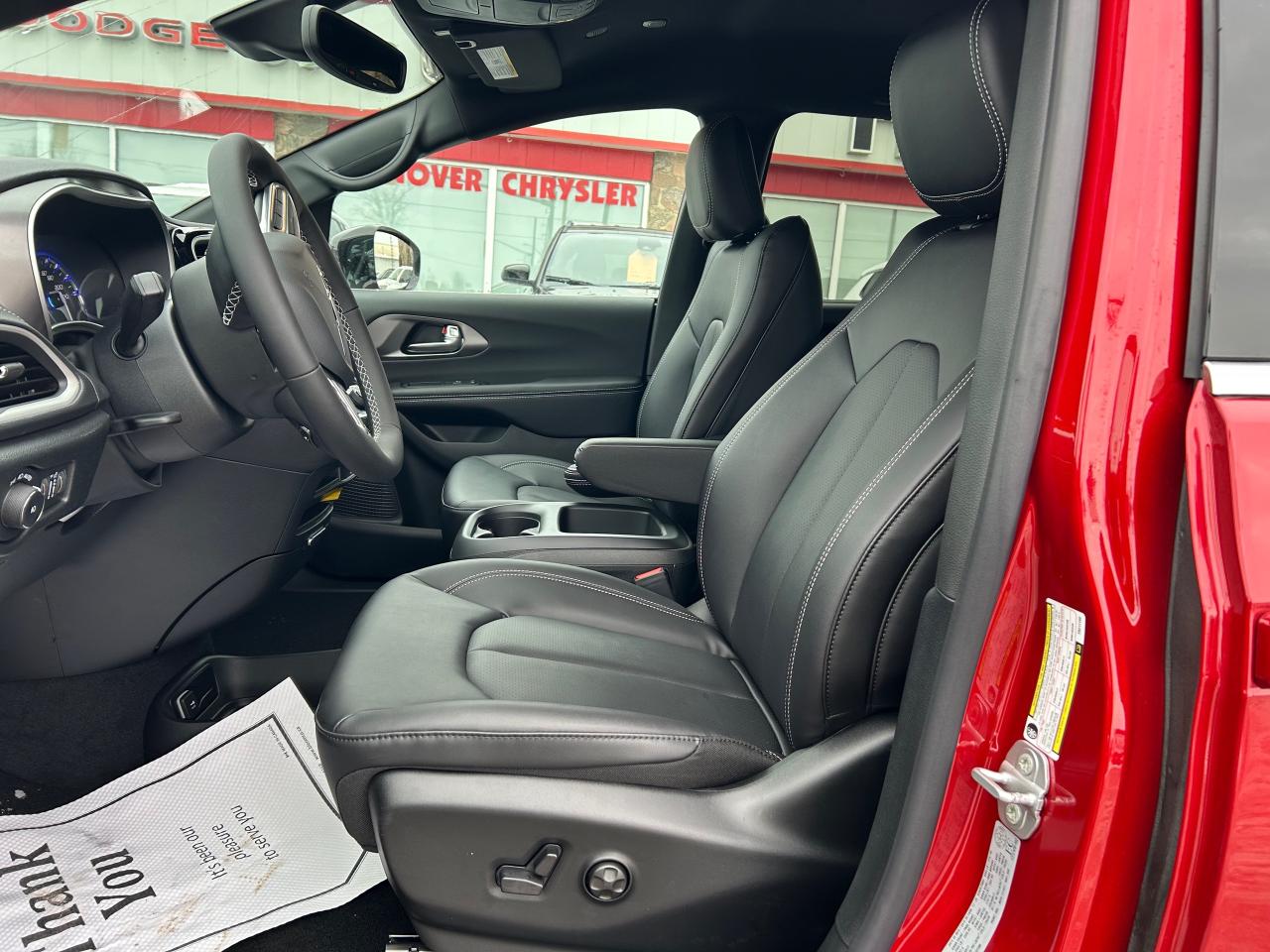 2026 Chrysler Pacifica Select Front-Wheel Drive Passenger Van Photo