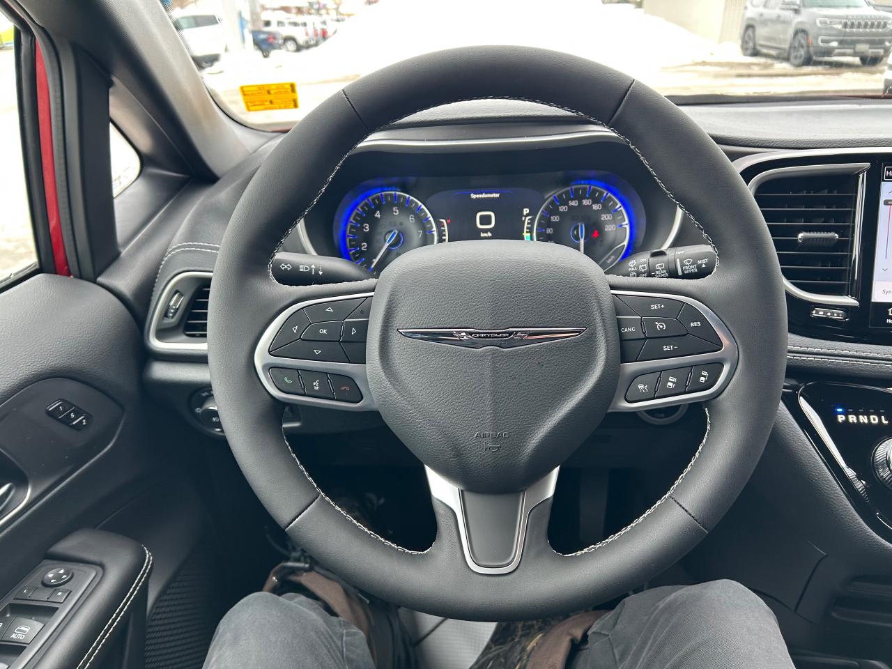 2026 Chrysler Pacifica Select Front-Wheel Drive Passenger Van Photo