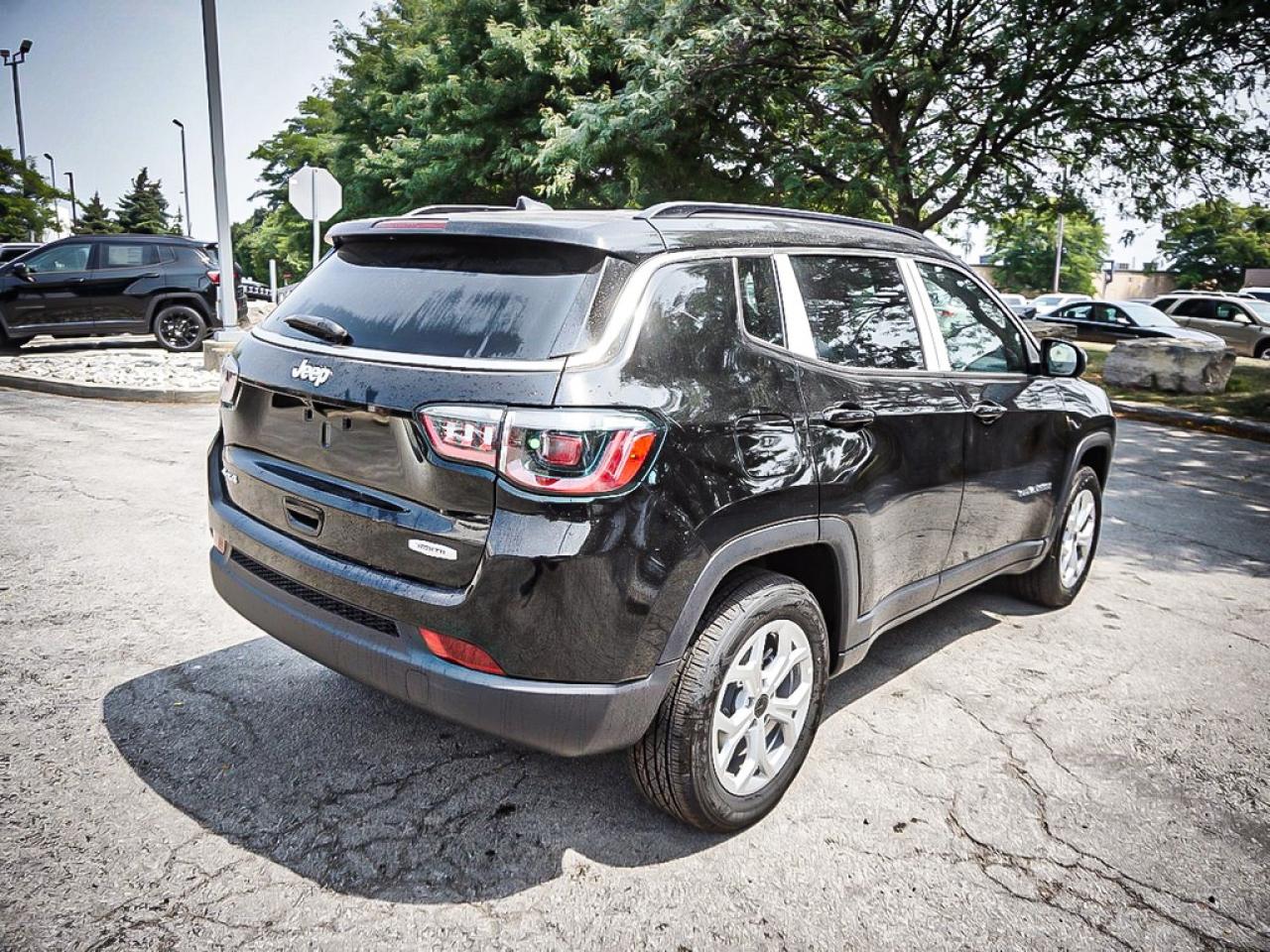 2025 Jeep Compass  Photo