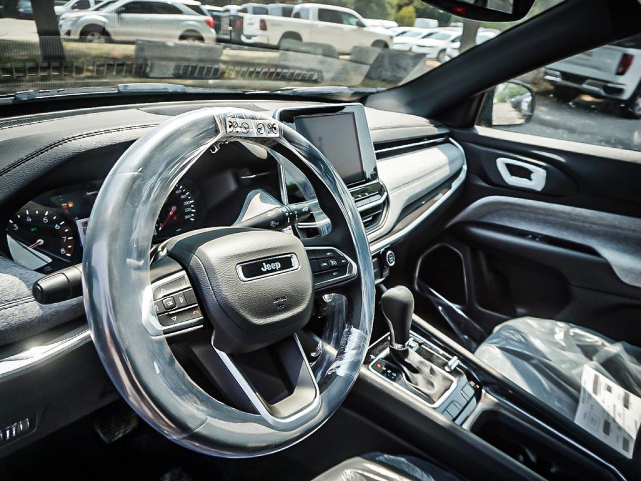 2025 Jeep Compass  Photo