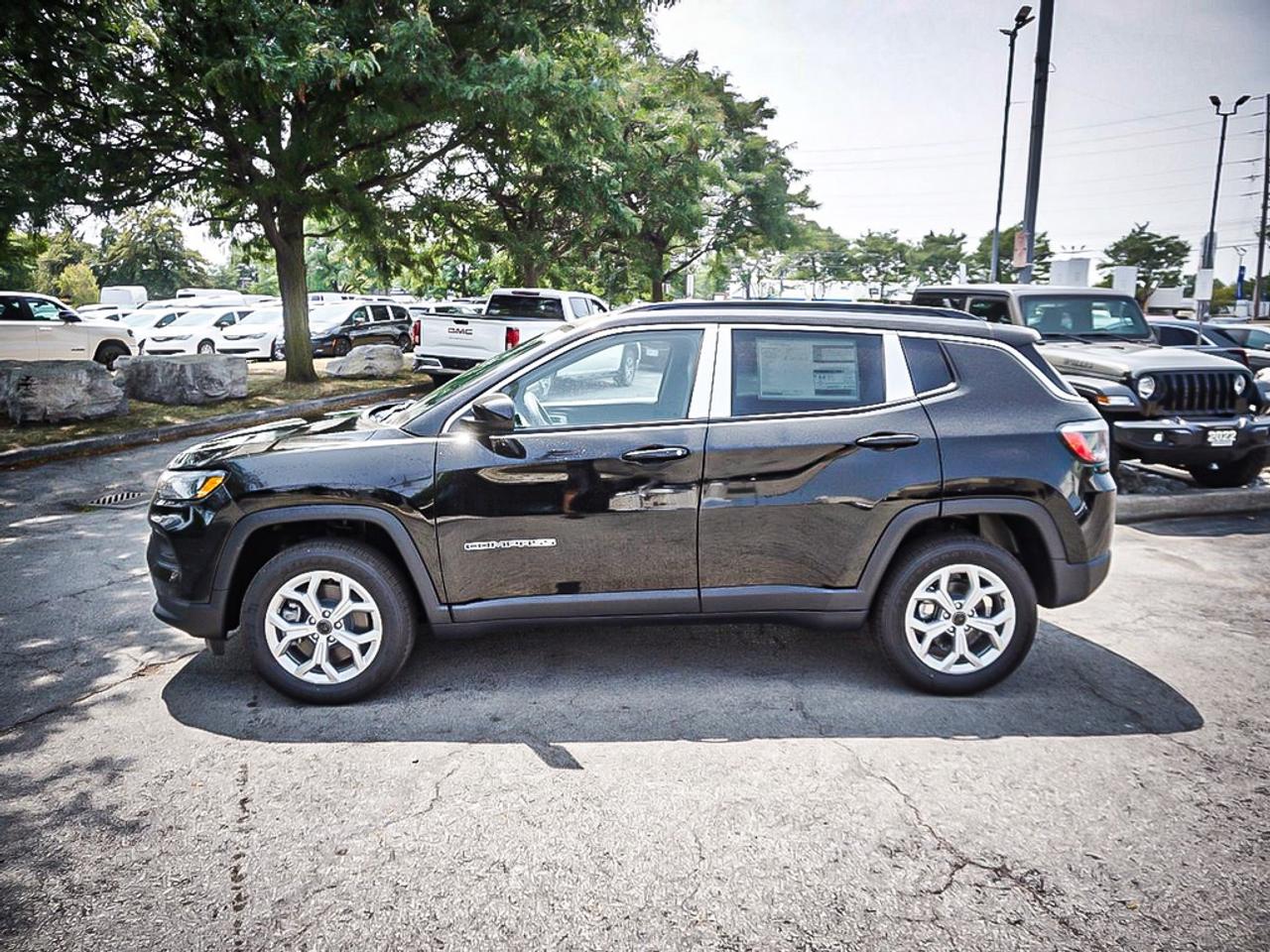 2025 Jeep Compass  Photo