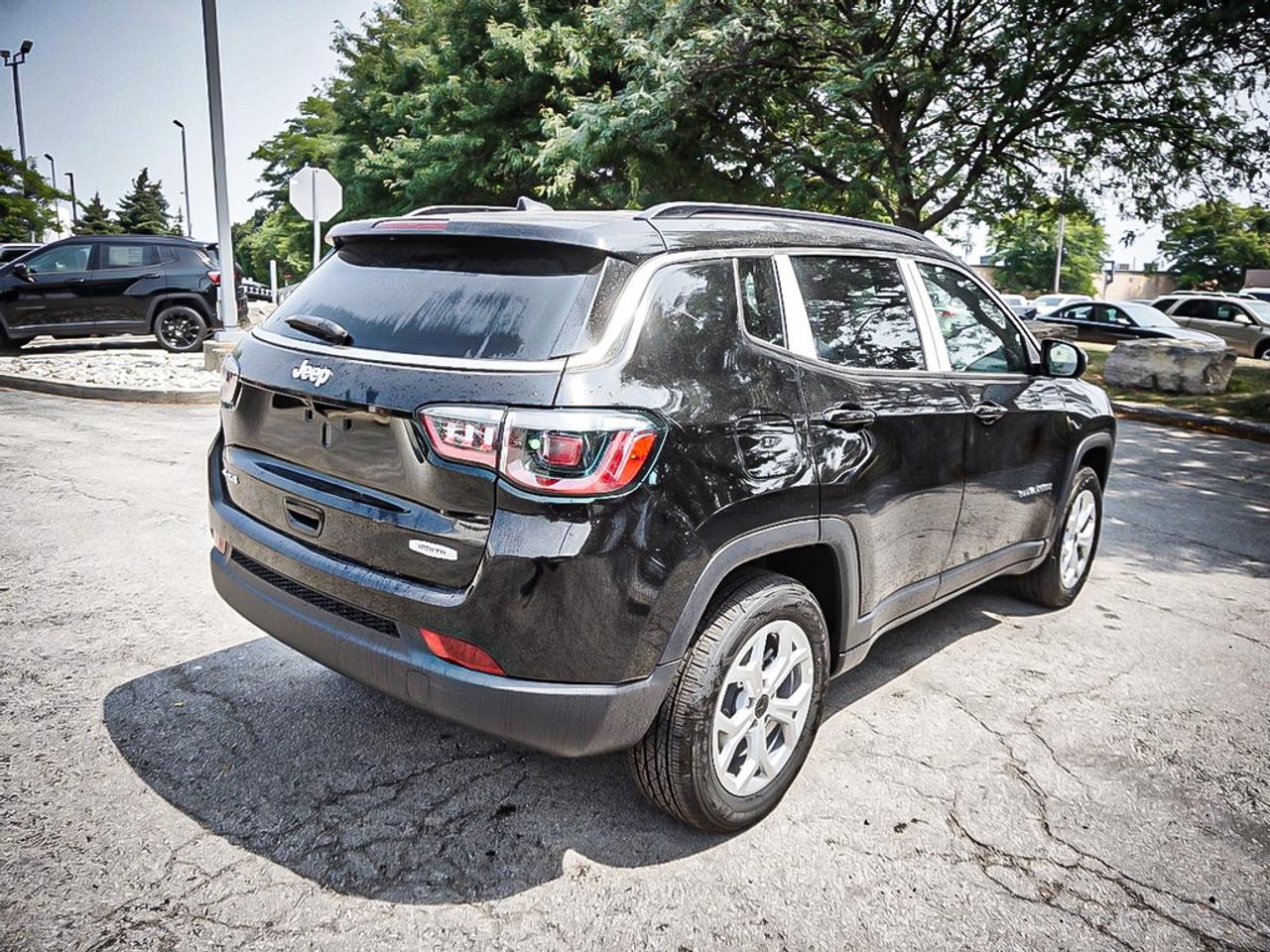 2025 Jeep Compass  Photo