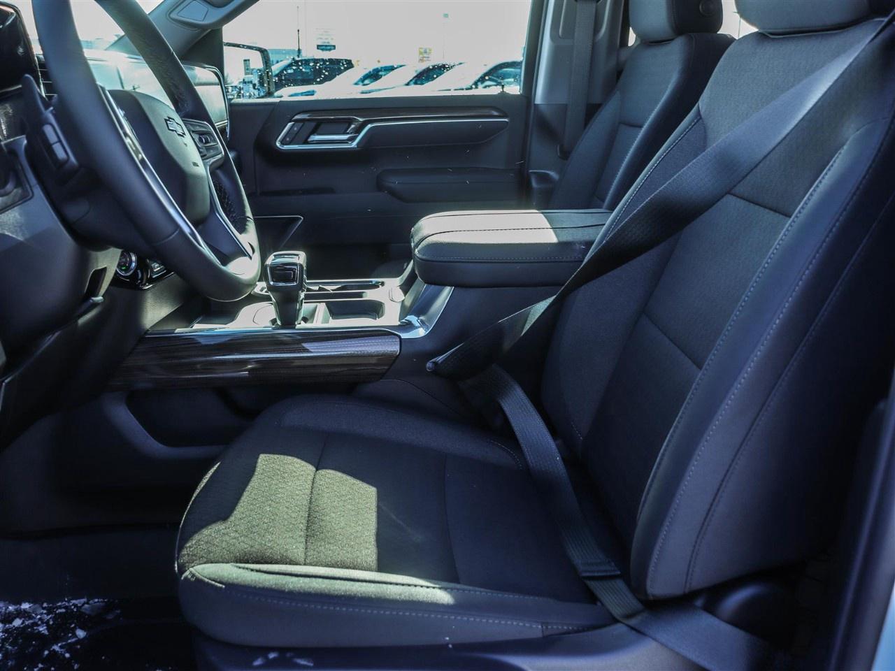 2026 Chevrolet Silverado 1500 Crew Cab Short Box 4-Wheel Drive RST Photo