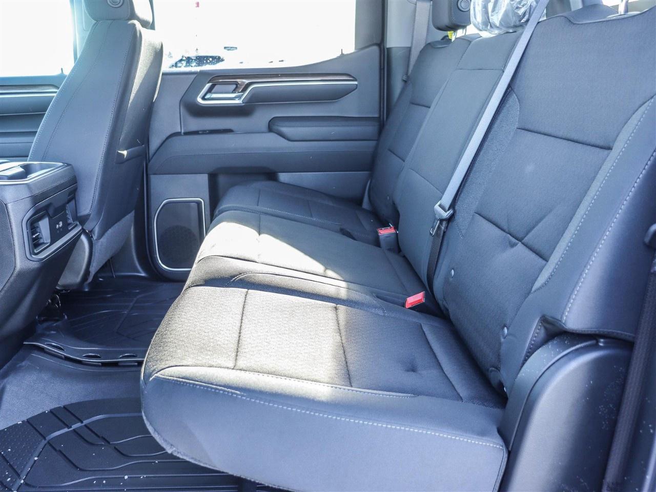 2026 Chevrolet Silverado 1500 Crew Cab Short Box 4-Wheel Drive RST Photo