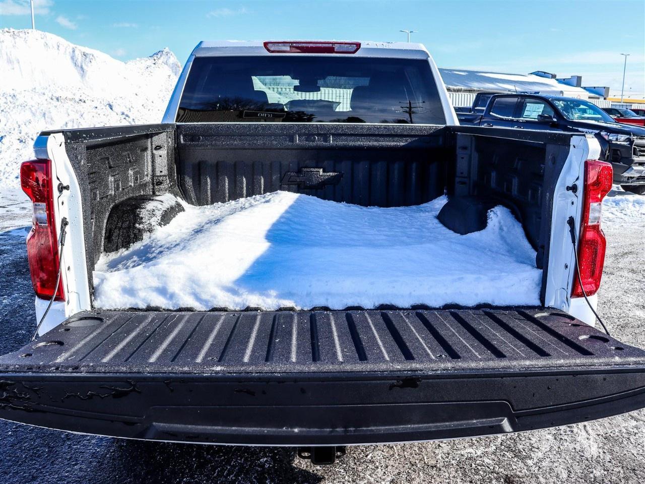 2026 Chevrolet Silverado 1500 Crew Cab Short Box 4-Wheel Drive RST Photo