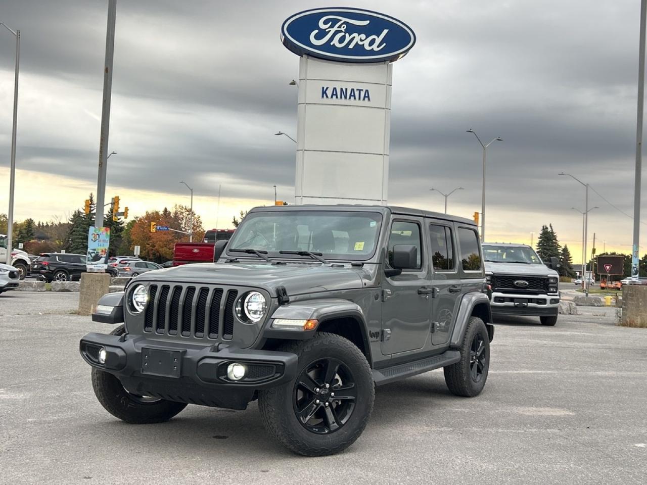 2023 Jeep Wrangler SAHARA 4DR 4X4 Photo