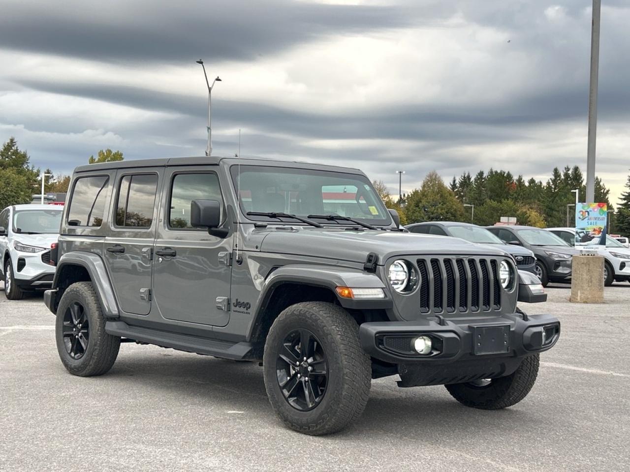 2023 Jeep Wrangler SAHARA 4DR 4X4 Photo