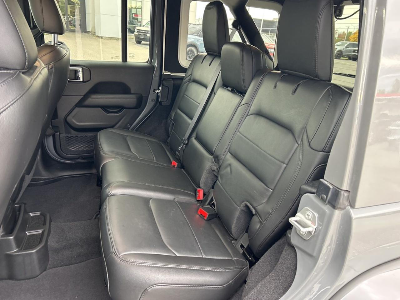 2023 Jeep Wrangler SAHARA 4DR 4X4 Photo