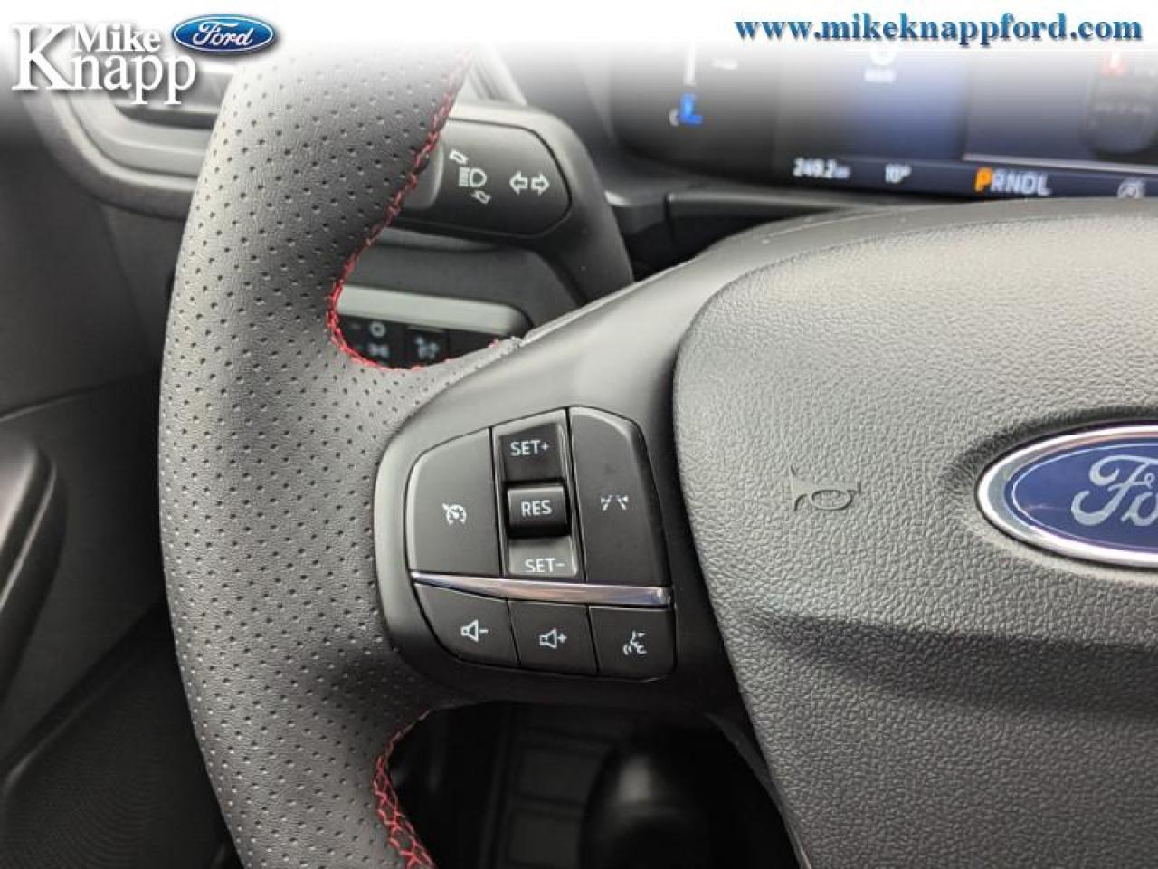 2025 Ford Escape ST-Line Photo