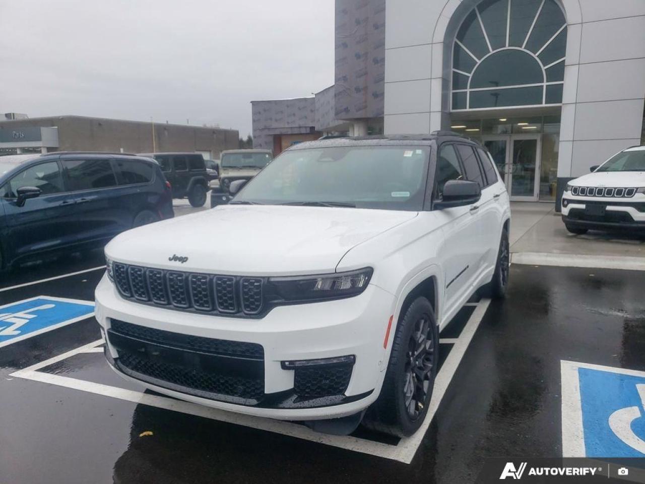 2024 Jeep Grand Cherokee L Summit 4dr 4x4 Photo