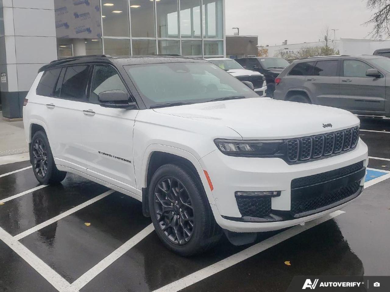 2024 Jeep Grand Cherokee L Summit 4dr 4x4 Photo