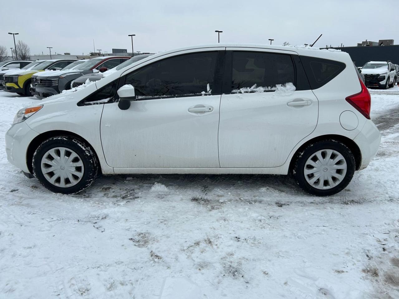 2016 Nissan Versa Note 5dr HB Man 1.6 S Photo