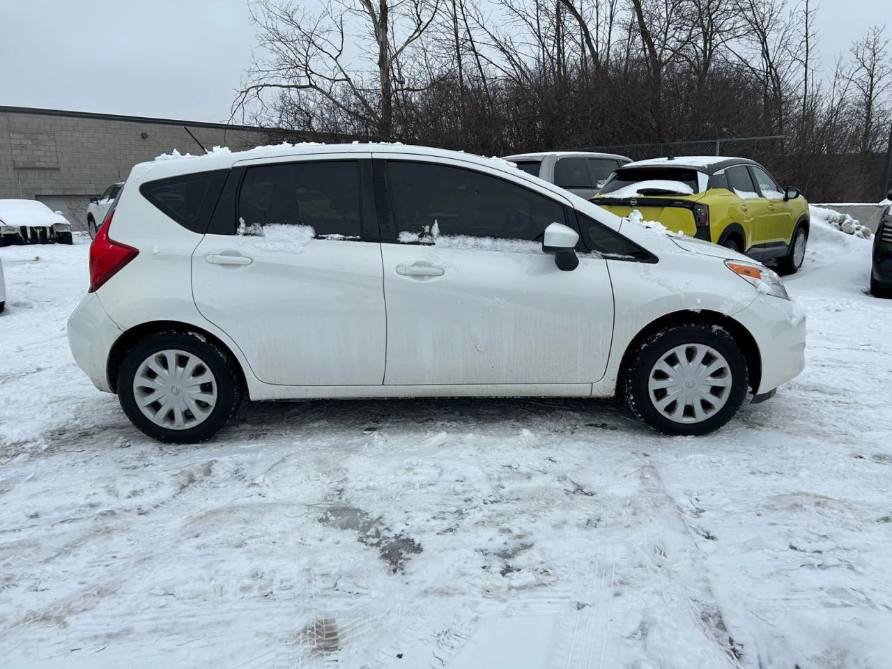 2016 Nissan Versa Note 5dr HB Man 1.6 S Photo