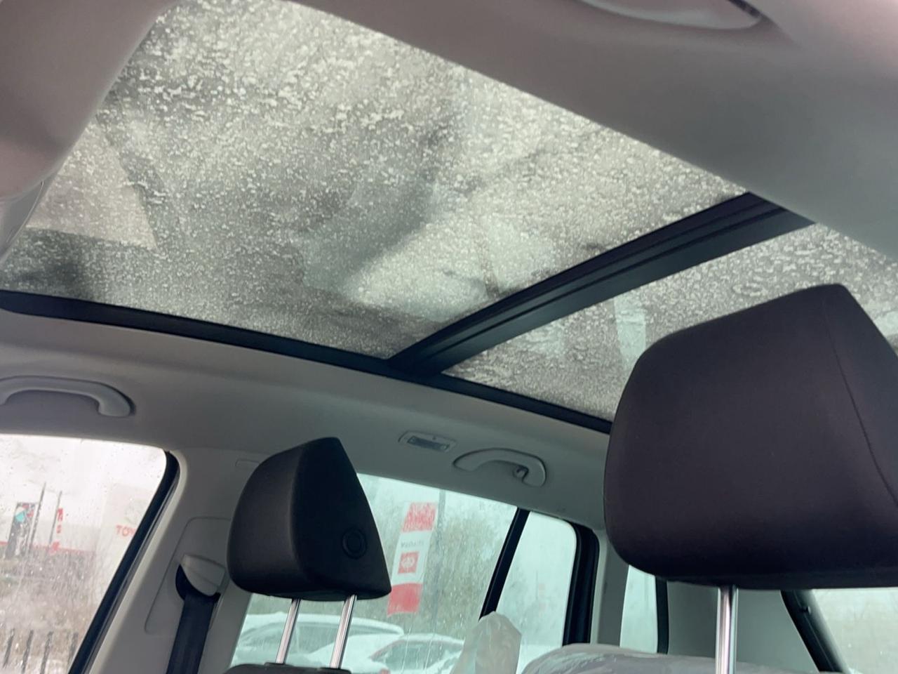 2016 Volkswagen Tiguan 4MOTION 4dr Auto Comfortline Photo