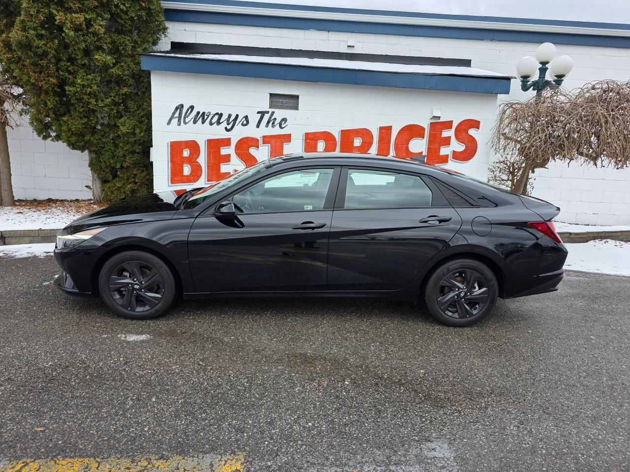 2022 Hyundai Elantra PREFERRED 4DR SEDAN Photo4