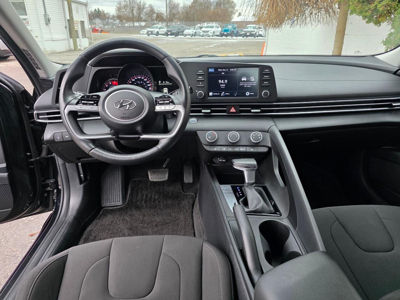 2022 Hyundai Elantra PREFERRED 4DR SEDAN Photo