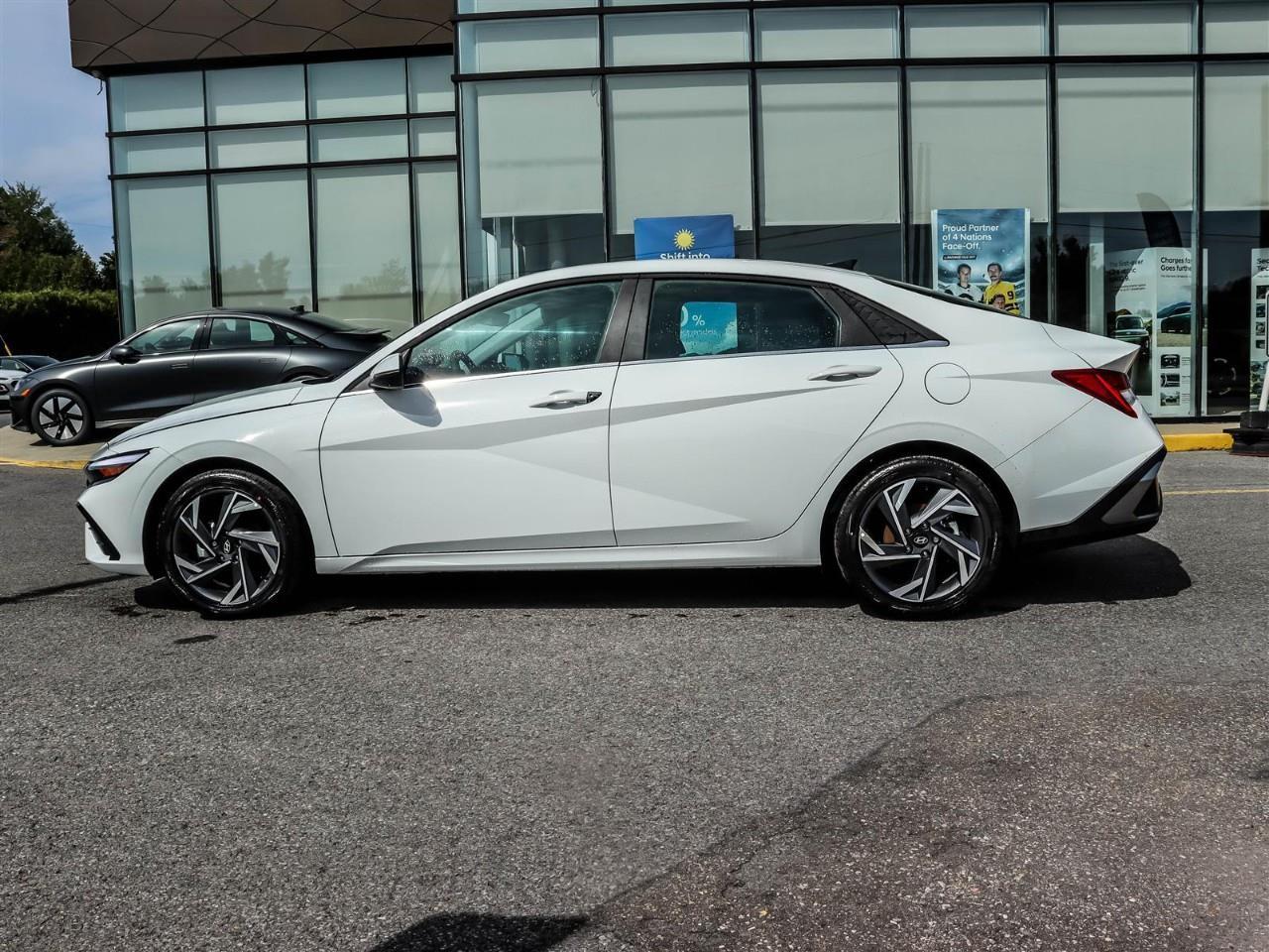 2025 Hyundai Elantra HEV Luxury 4dr Sedan Photo
