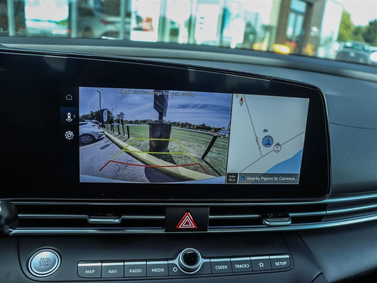 2025 Hyundai Elantra HEV Luxury 4dr Sedan Photo