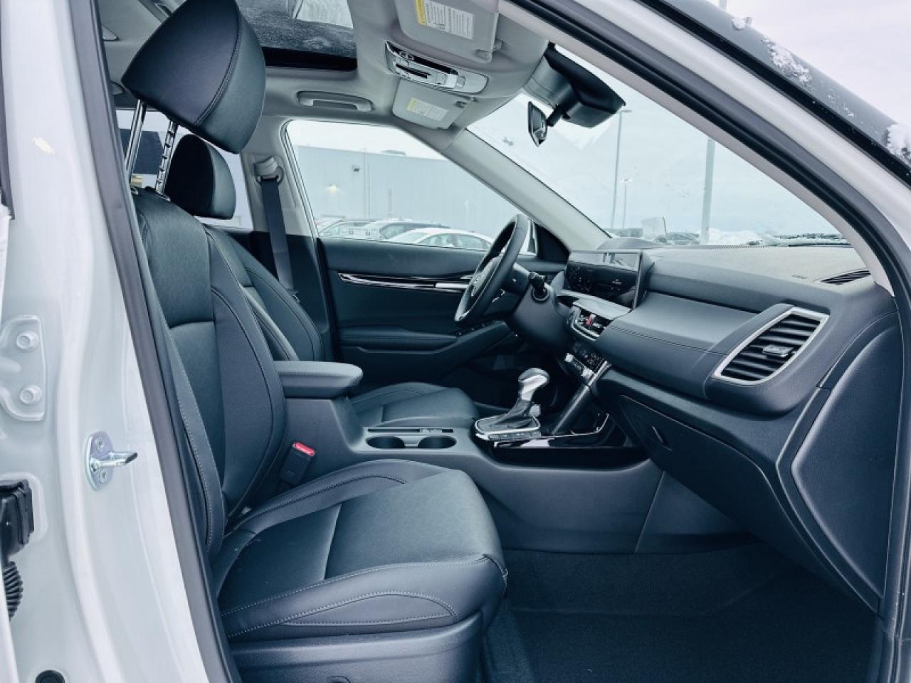 2026 Kia Seltos SX INTERIOR Photo