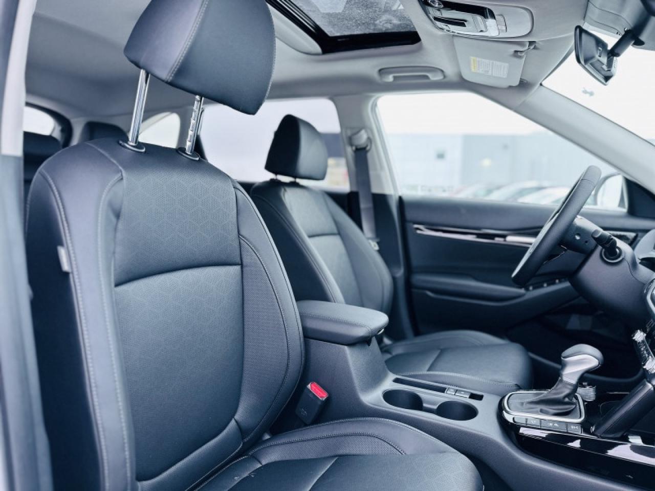 2026 Kia Seltos SX INTERIOR Photo