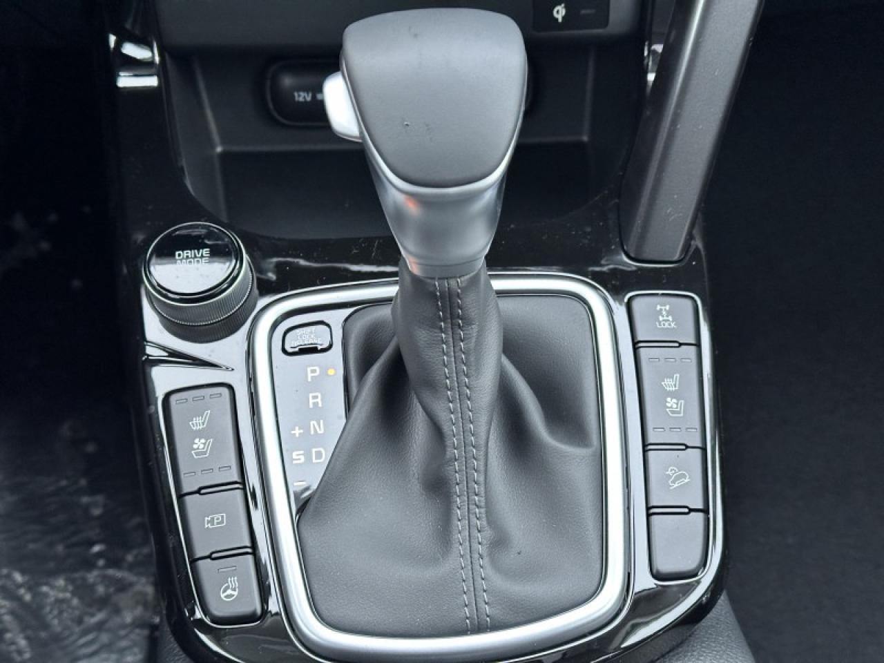 2026 Kia Seltos SX INTERIOR Photo