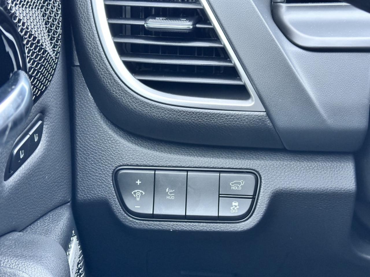 2026 Kia Seltos SX INTERIOR Photo