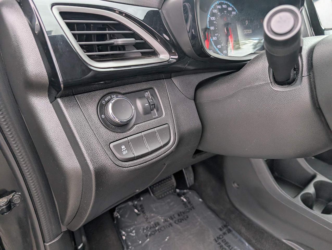 2021 Chevrolet Spark 1LT CVT 4dr Hatchback Photo