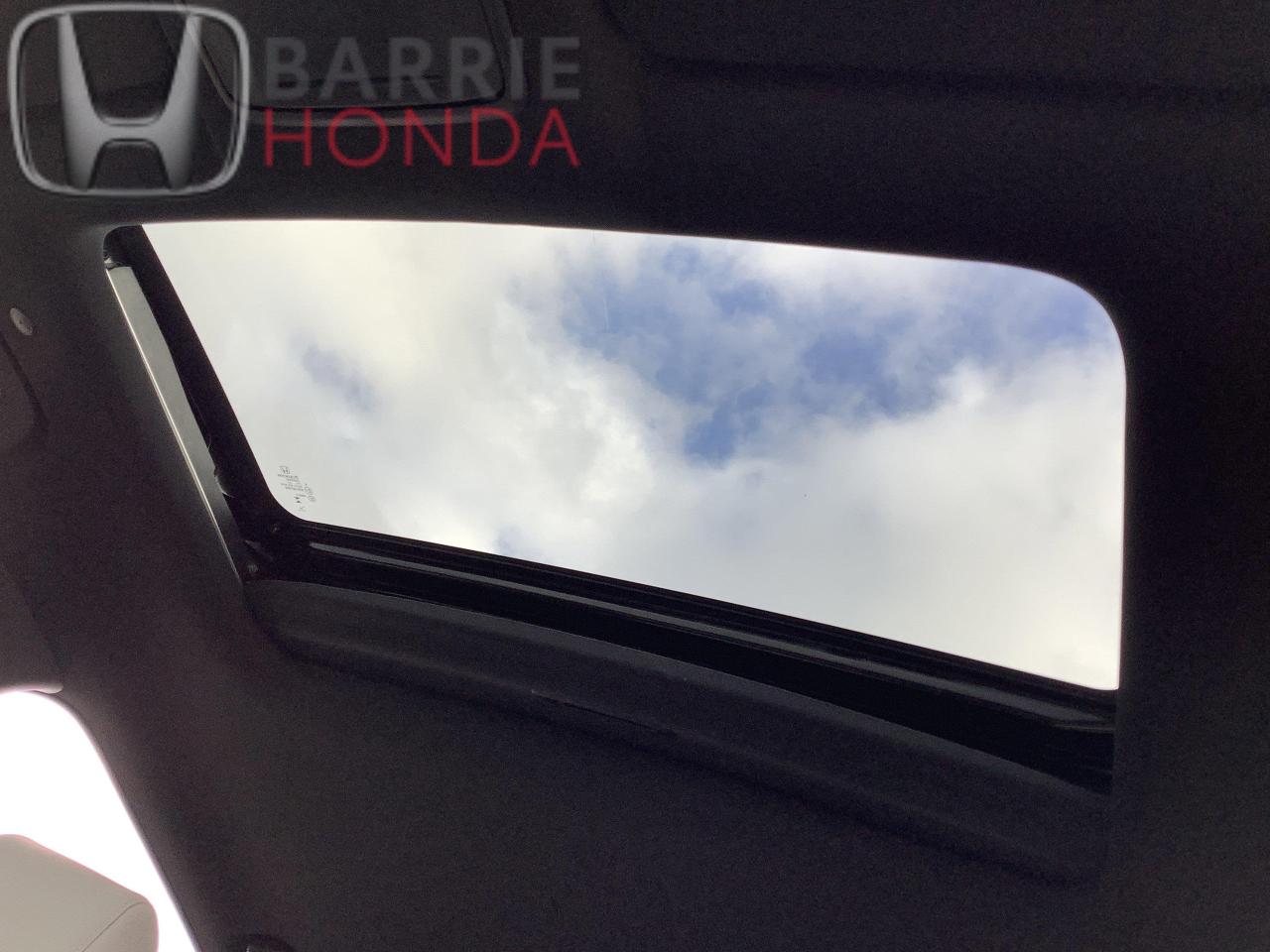 2025 Honda CR-V Hybrid Touring 4dr All-Wheel Drive Photo3