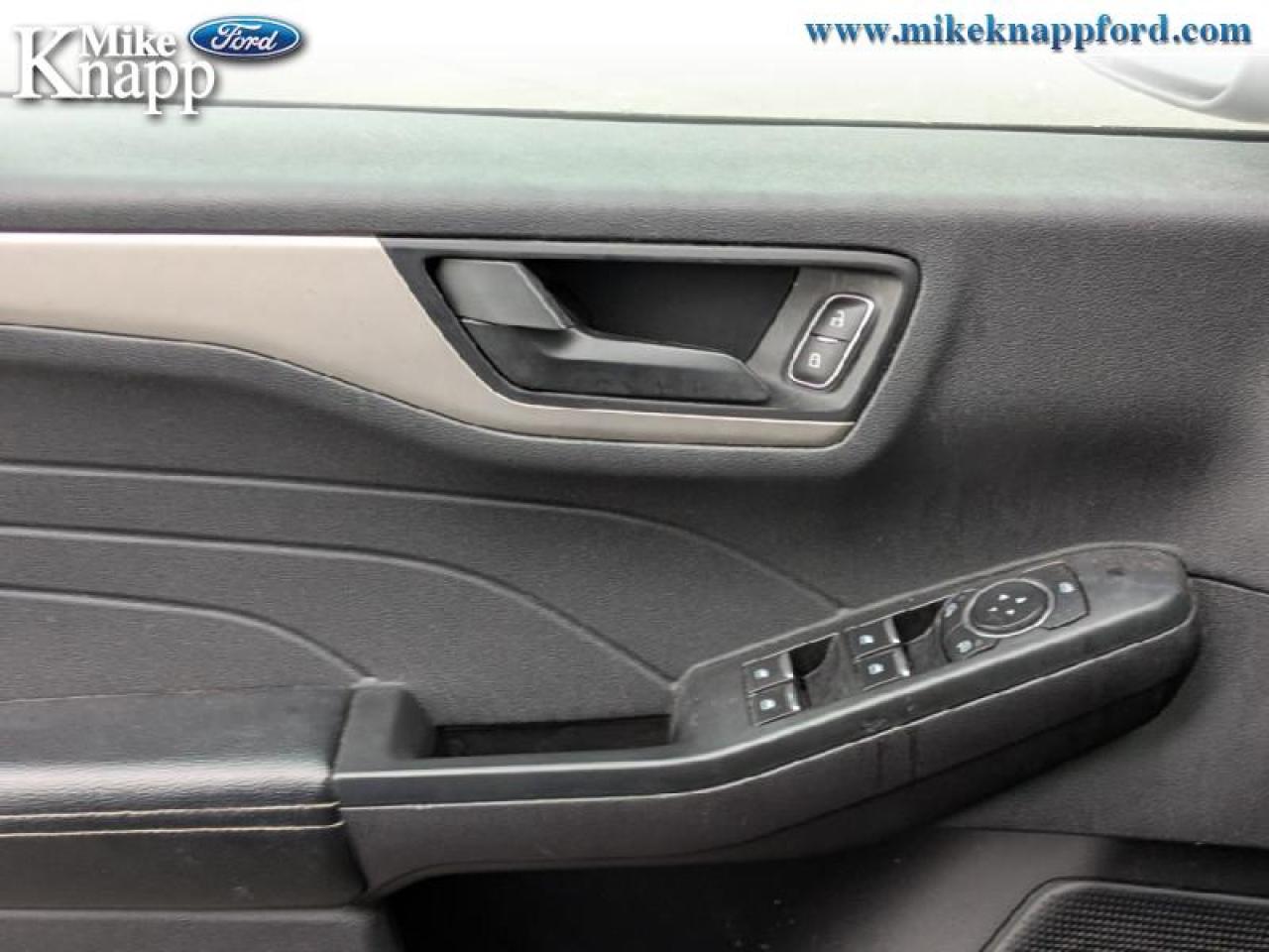 2022 Ford Escape SE Hybrid Photo