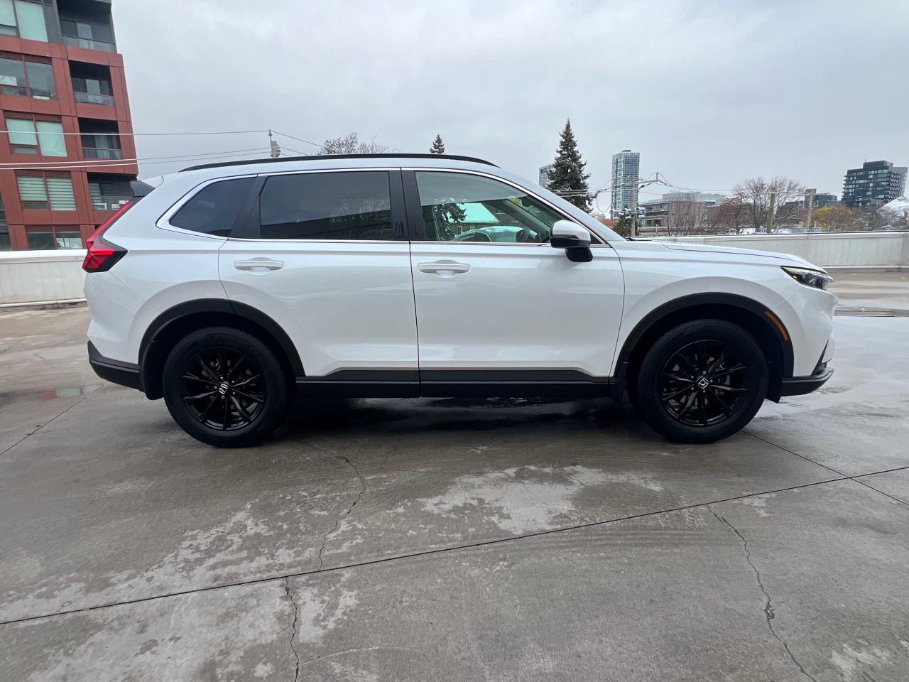 2023 Honda CR-V Sport-B 4dr All-Wheel Drive Photo