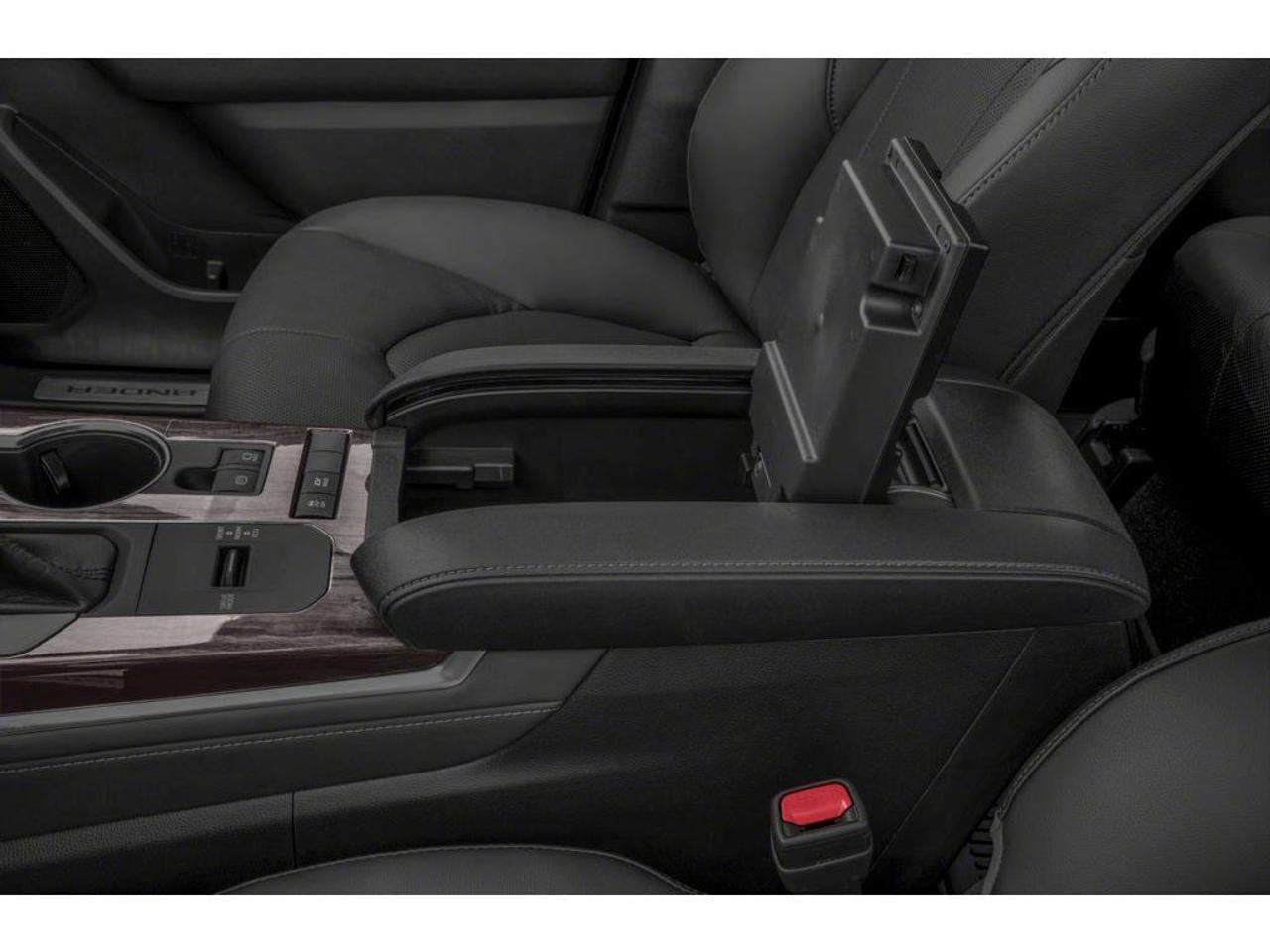 2022 Toyota Highlander Hybrid Limited 4dr All-Wheel Drive Photo