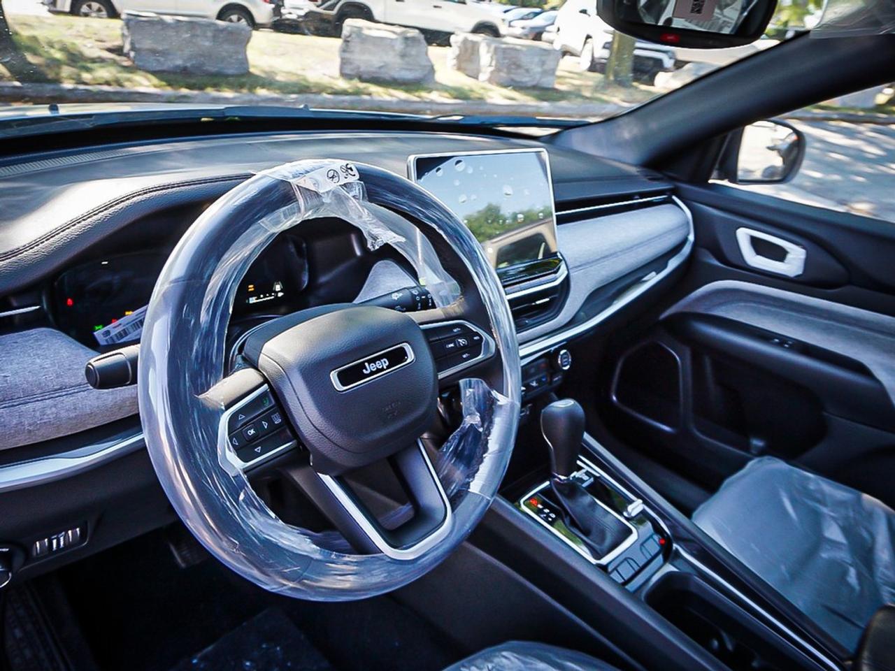 2025 Jeep Compass  Photo