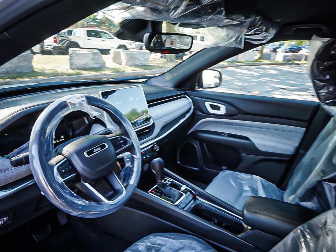 2025 Jeep Compass  Photo