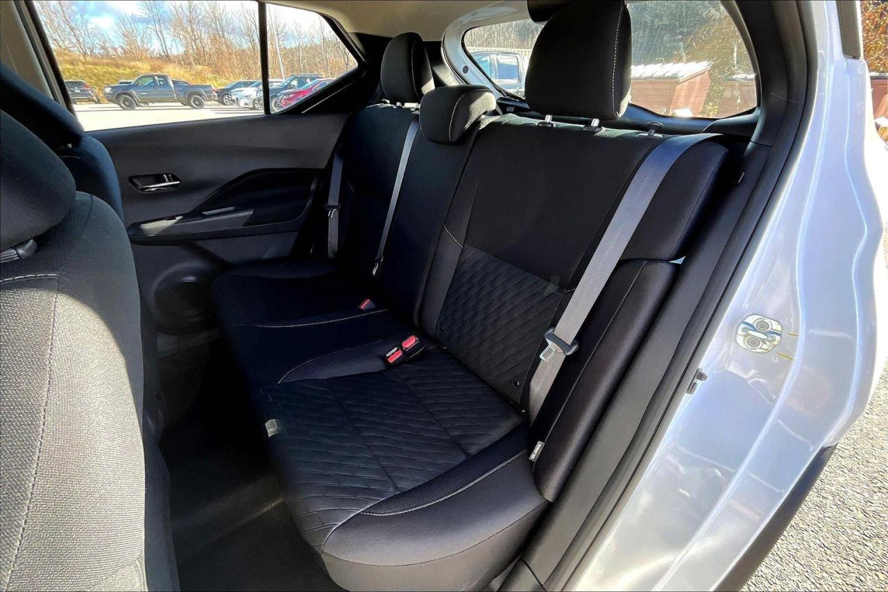 2025 Nissan Kicks Play SV 4dr Front-Wheel Drive Photo