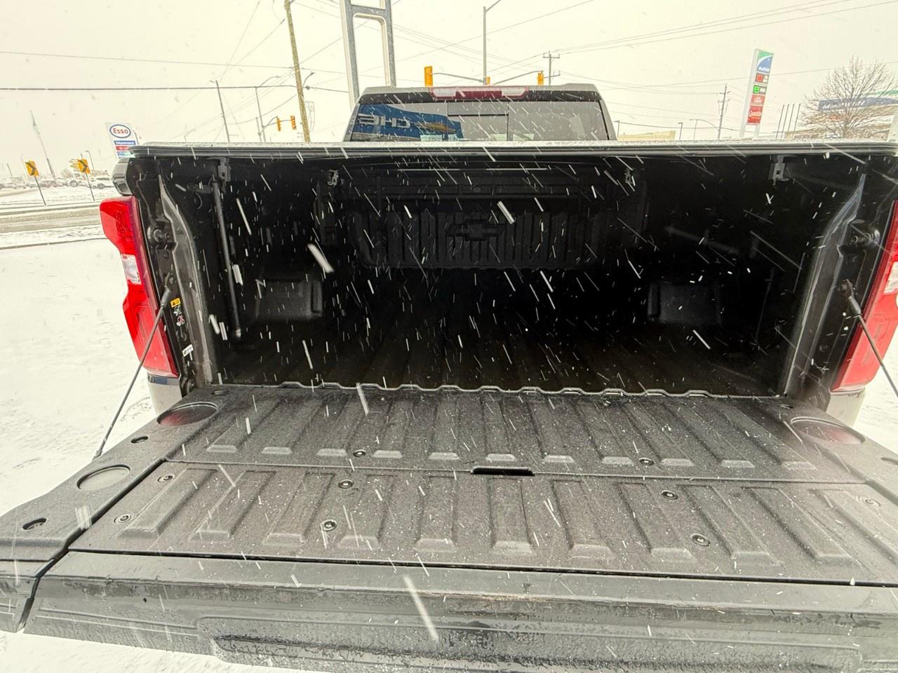 2021 Chevrolet Silverado 1500 Crew Cab Short Box 4-Wheel Drive RST Photo