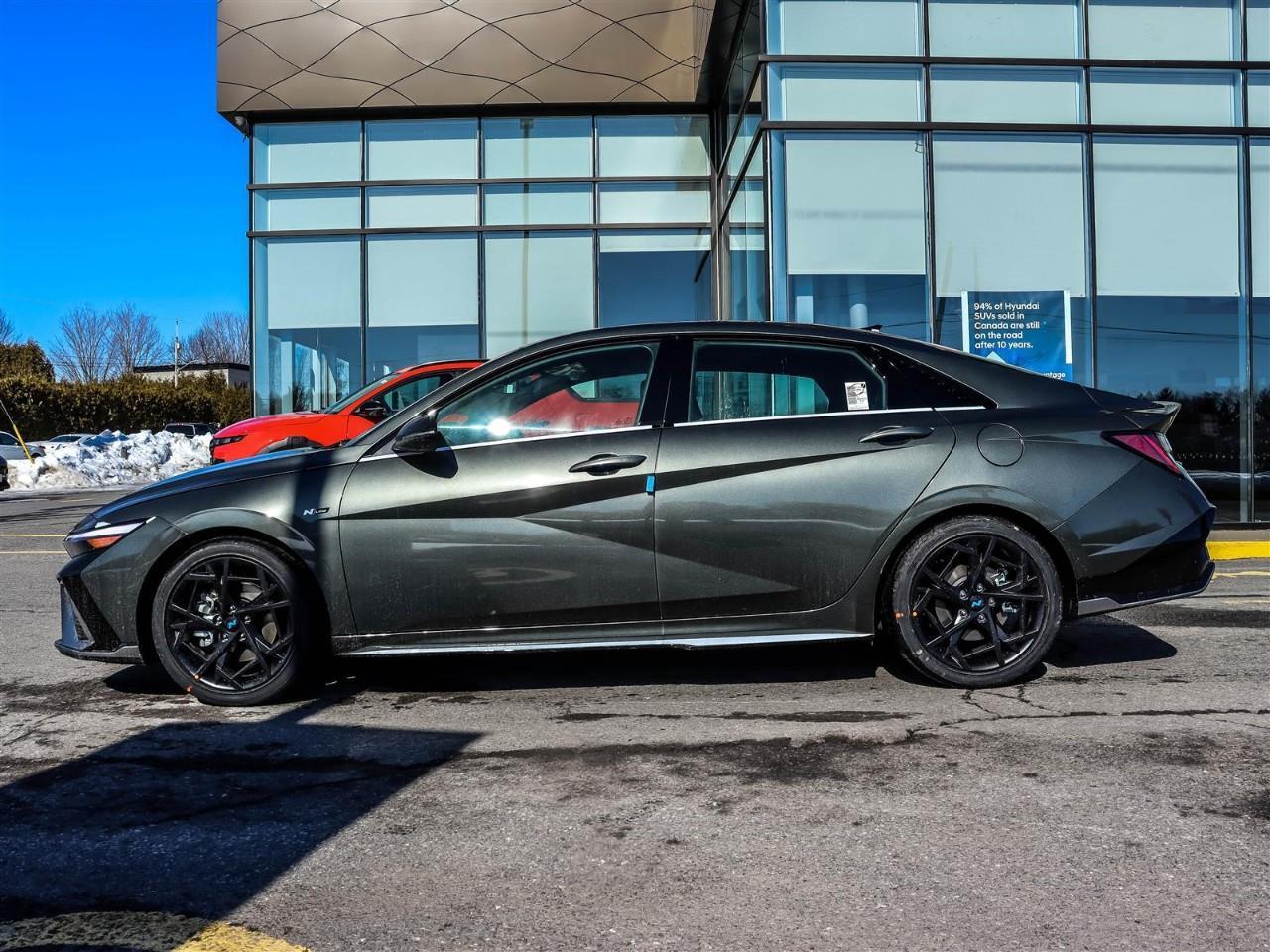 2025 Hyundai Elantra N Line Ultimate 4dr Sedan Photo4