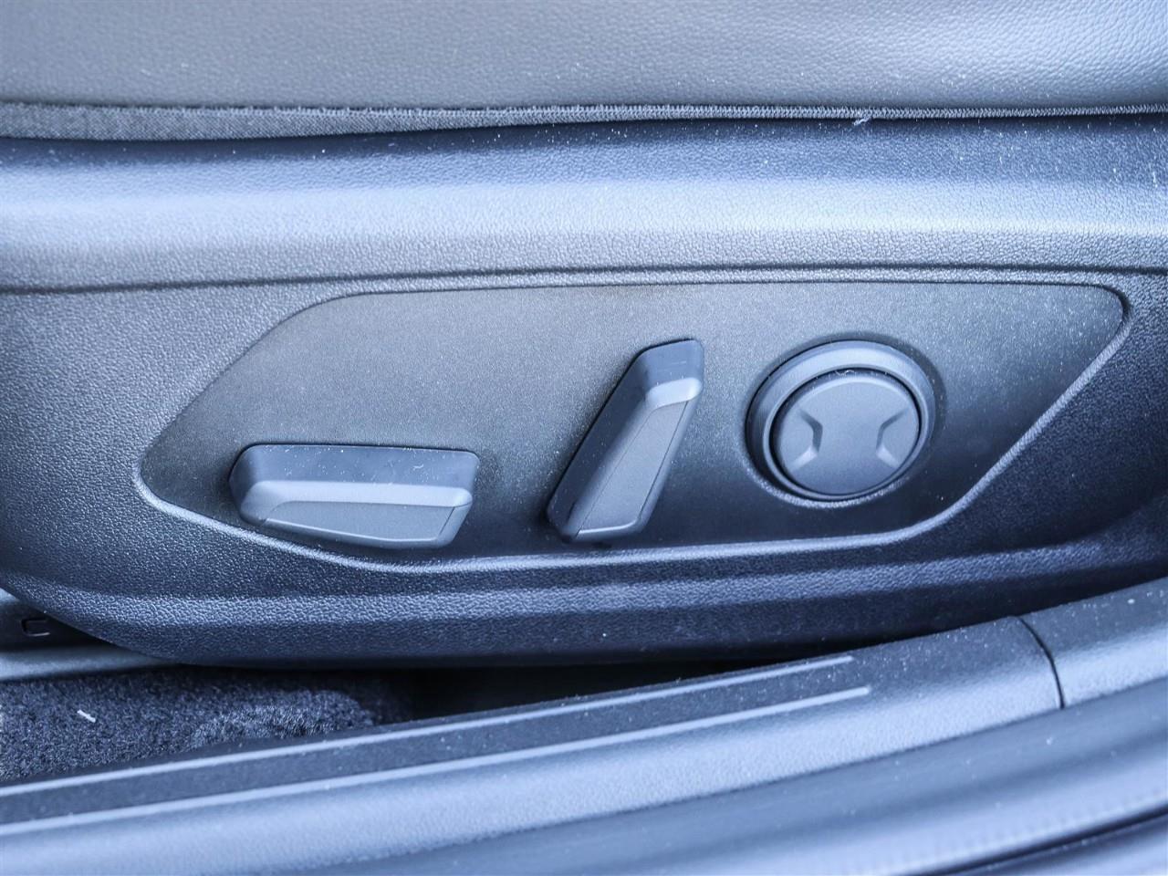 2025 Hyundai Elantra N Line Ultimate 4dr Sedan Photo