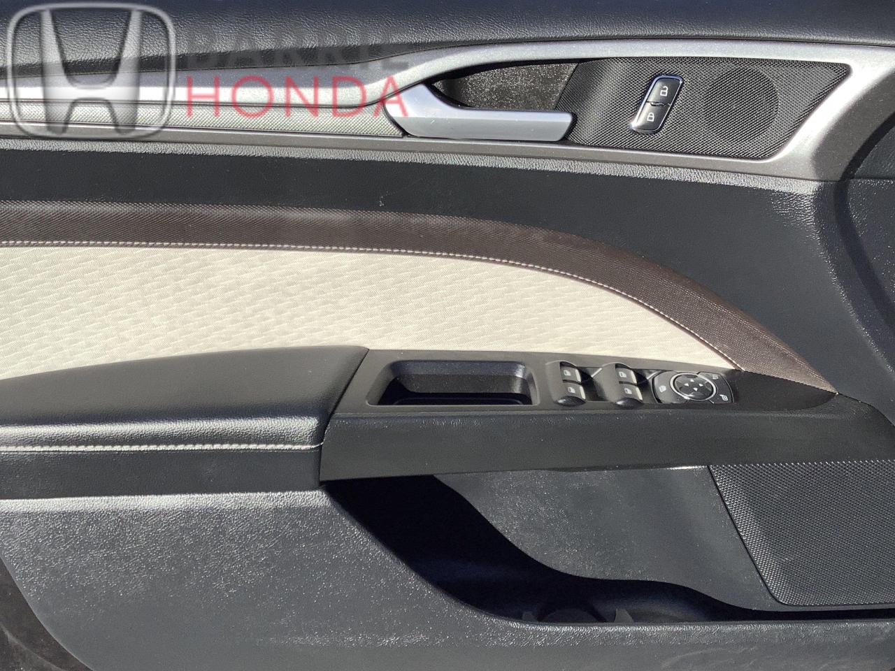 2019 Ford Fusion SE 4dr Front-wheel Drive Sedan Photo