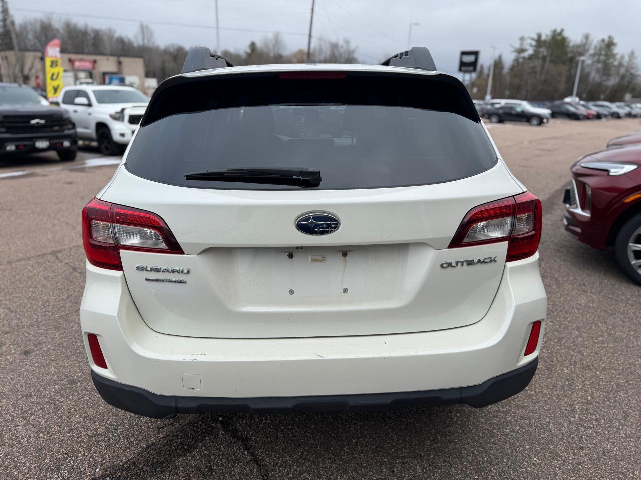 2015 Subaru Outback 2.5i (CVT) 4dr All-Wheel Drive Photo