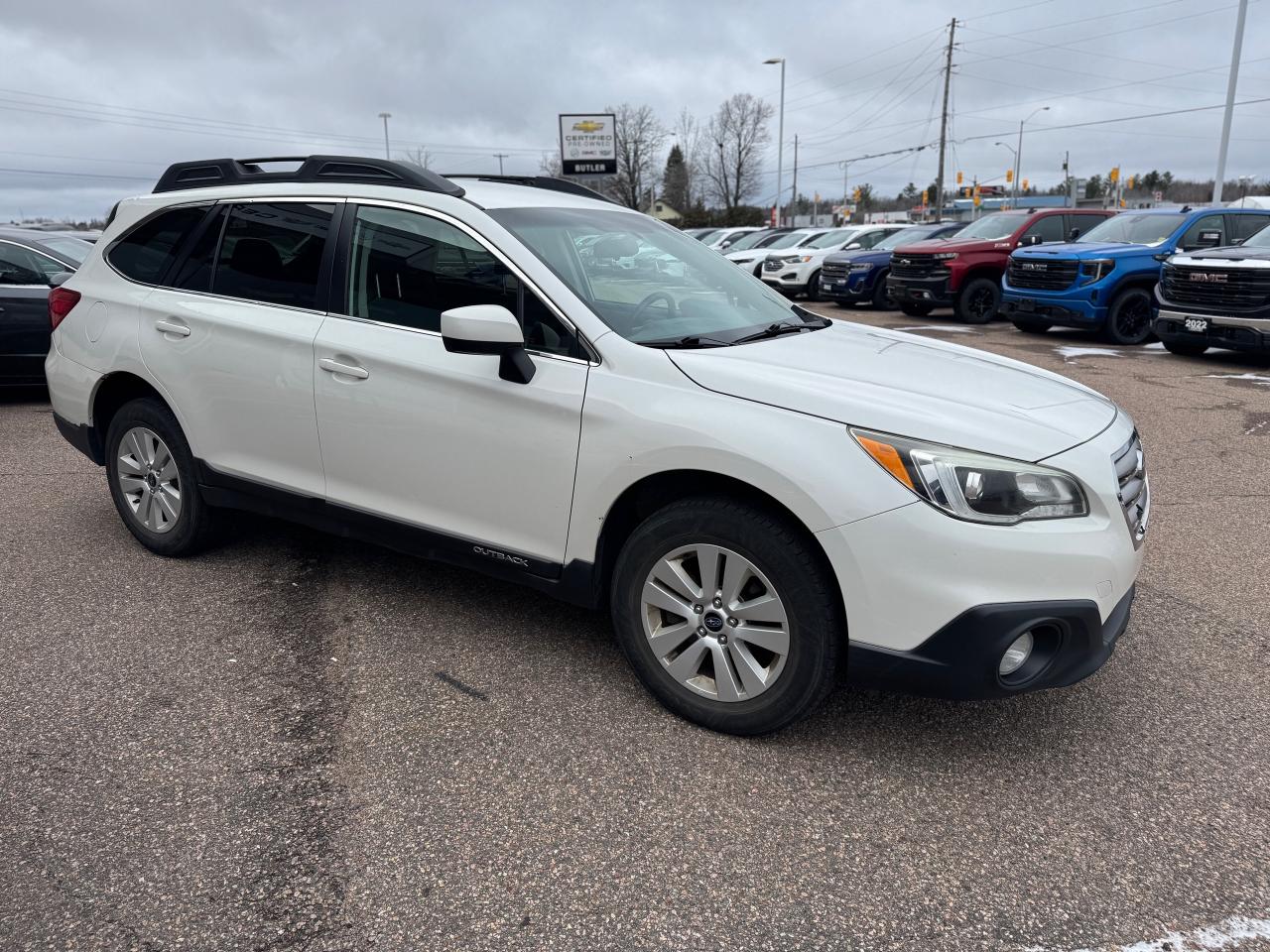 2015 Subaru Outback 2.5i (CVT) 4dr All-Wheel Drive Photo