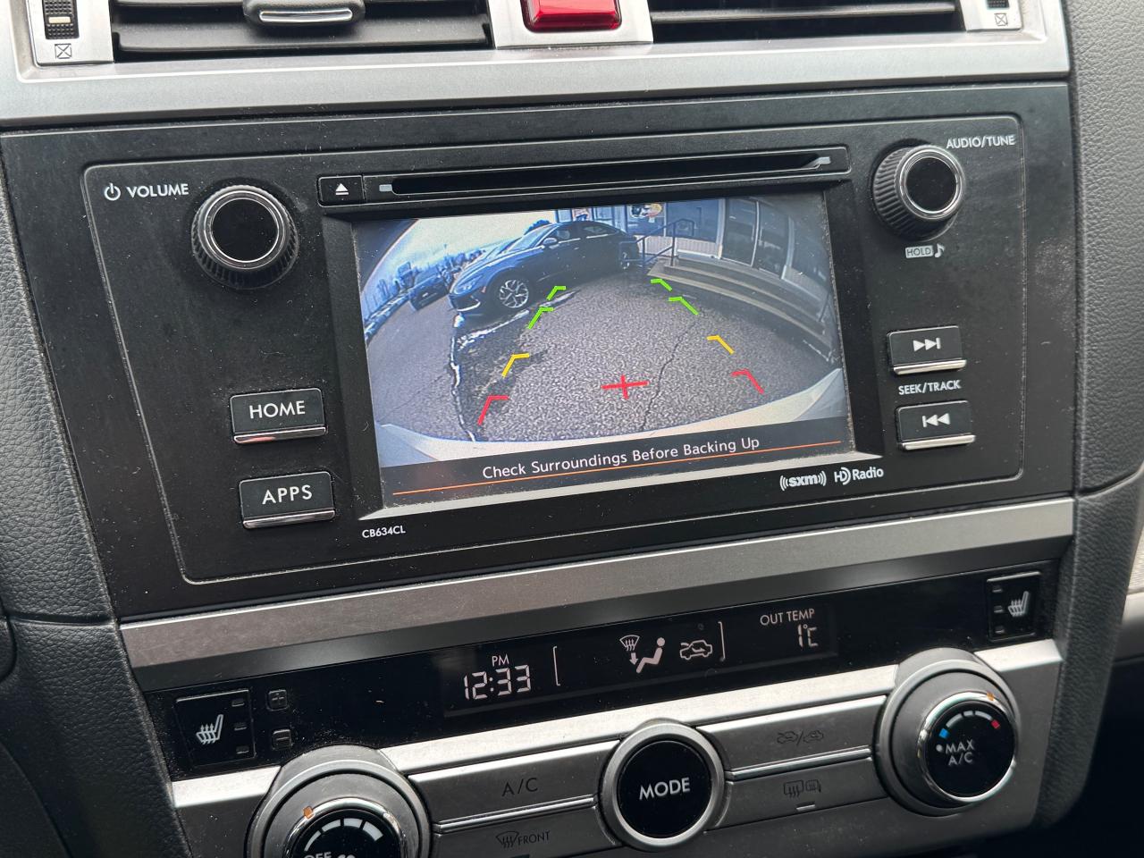 2015 Subaru Outback 2.5i (CVT) 4dr All-Wheel Drive Photo