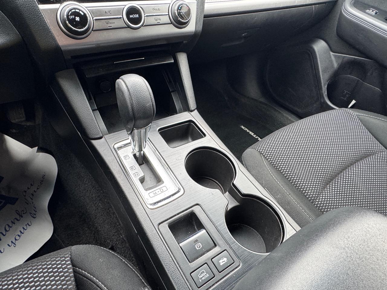 2015 Subaru Outback 2.5i (CVT) 4dr All-Wheel Drive Photo